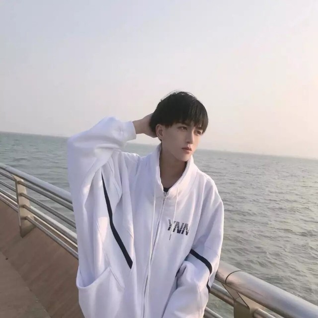 瑾凉:抖音热播【我忘不了你那深邃的眼眸】收