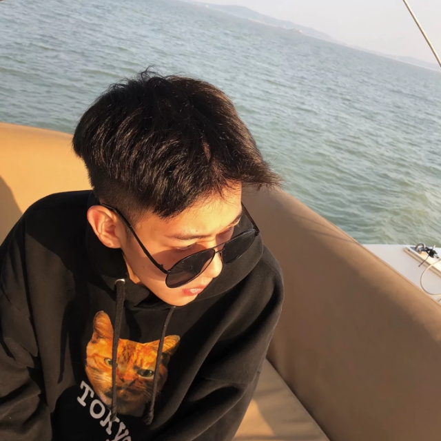 凯丝酒吧下半场摇头曲收藏会员列表