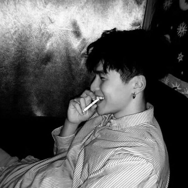 二叔-【好听】突然好想问你 是谁幸运在你身旁