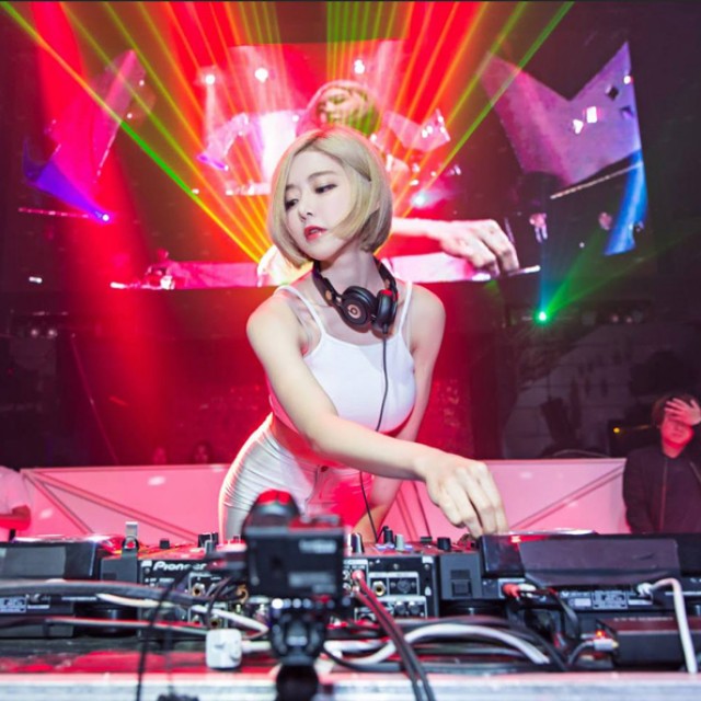 Dj - 劲爆 - 现场打碟绝对超强 17英文版收藏会员