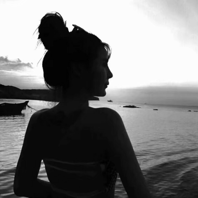 乐二郎【快手热播】Sun Comes Up