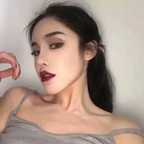 猫[燃系英文]听最嗨的歌,开最快的车,住最好的医