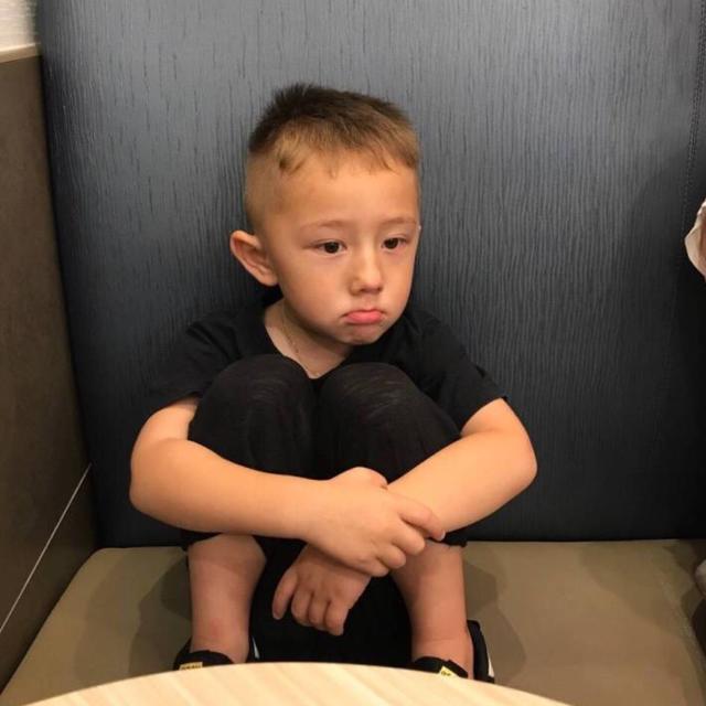 ら慢摇神扎总【巴扎黑语录】这个社会还有一个